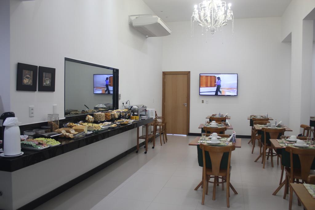 Pratti Hotel Linhares Dış mekan fotoğraf